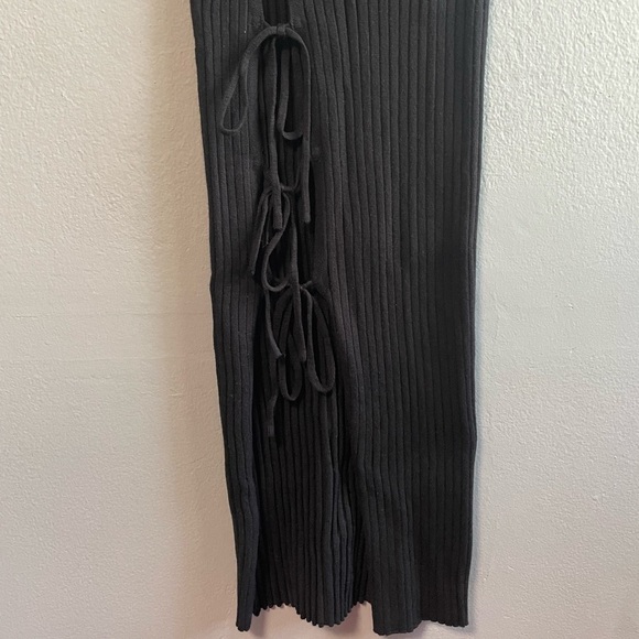 Beige Botany Ribbed Knit Side Lace Up Tube Midi Fitted Black Skirt. Size Small - Picture 2 of 7